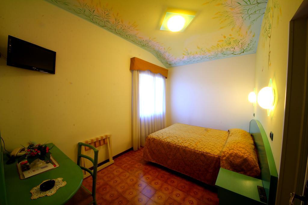 La Favorita Apricale B&B & Ristorante Pokój zdjęcie