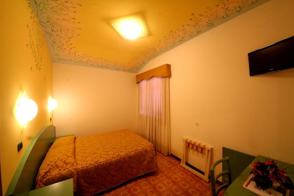 La Favorita Apricale B&B & Ristorante Pokój zdjęcie